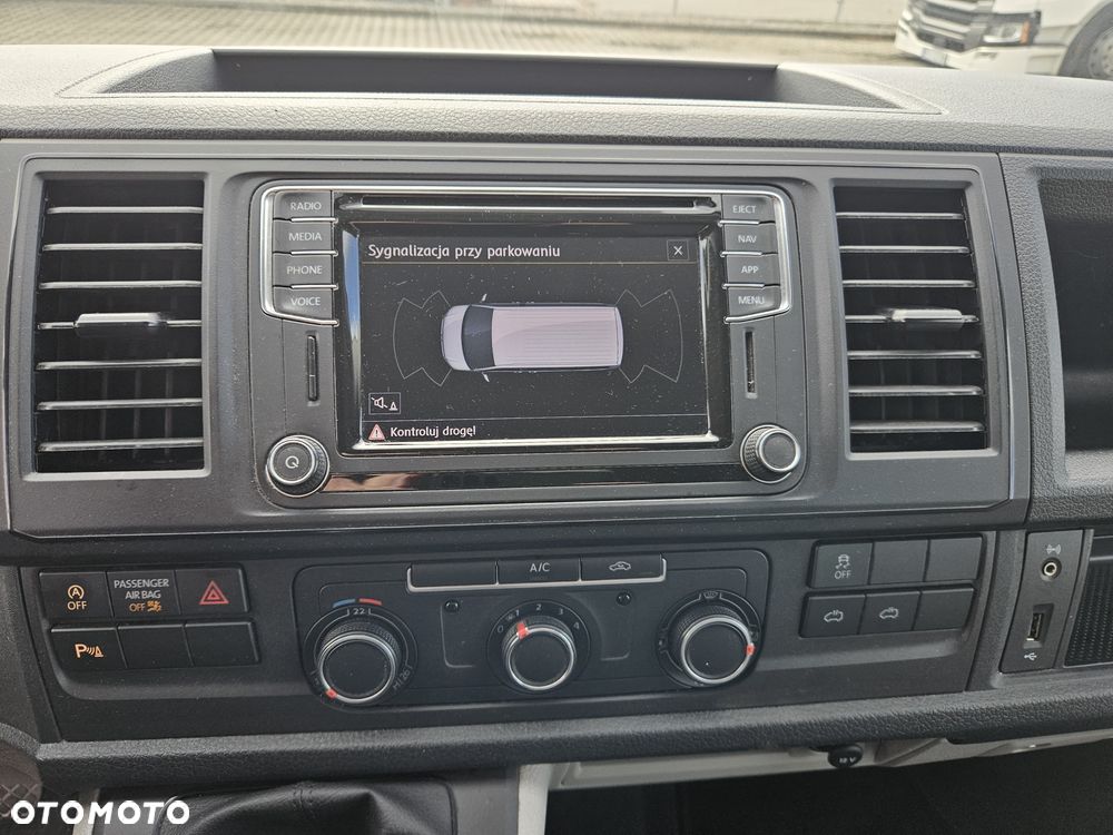Volkswagen Transporter Caravelle Kurz Comfortline - 26