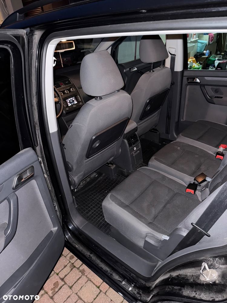 Volkswagen Touran 2.0 TDI DPF Comfortline - 9