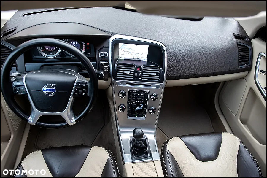 Volvo XC 60 D4 Edition Pro - 32