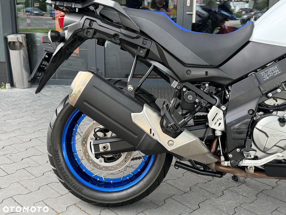 Suzuki V-STROM - 6
