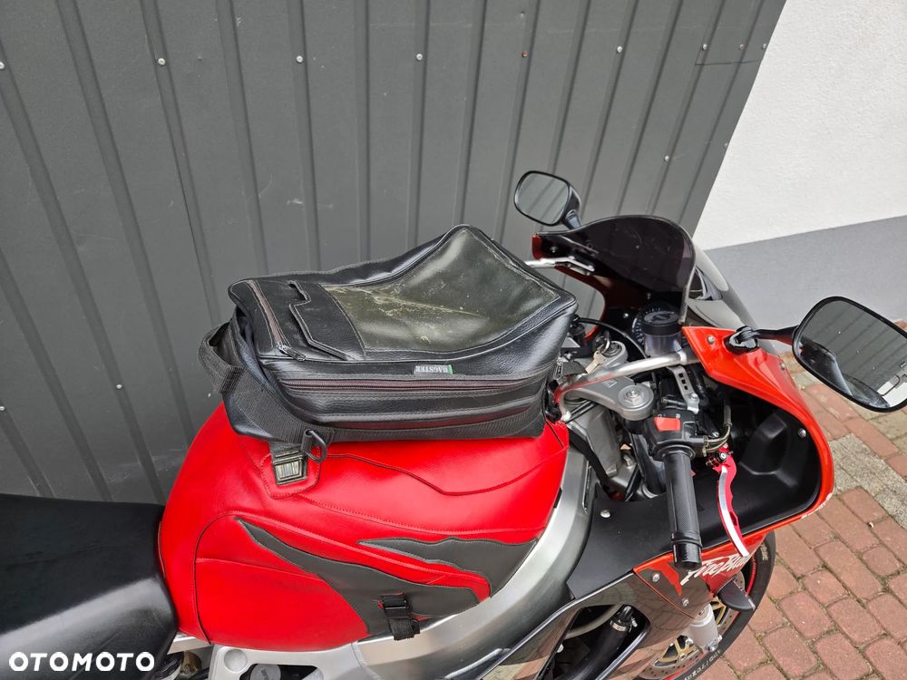 Honda CBR - 17