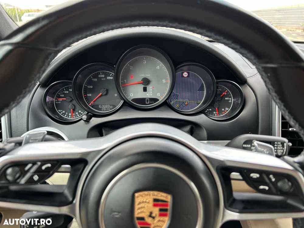 Porsche Cayenne S Diesel Tiptronic S - 3