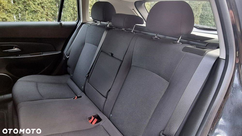 Chevrolet Cruze - 16