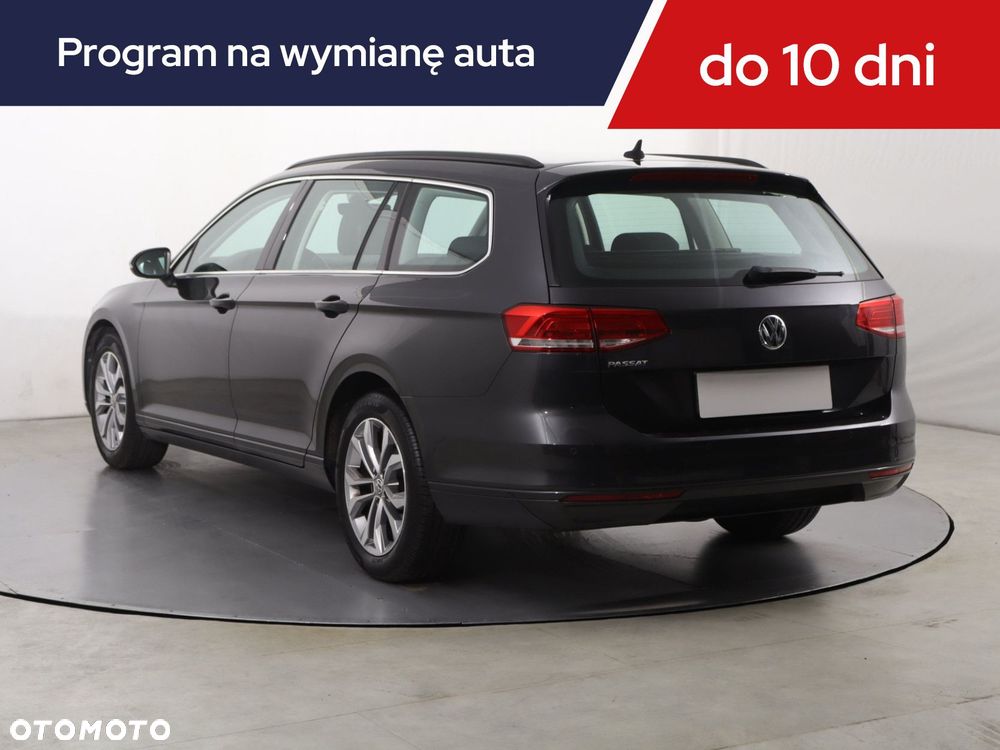 Volkswagen Passat Variant - 6