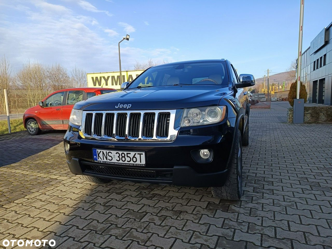 Jeep Grand Cherokee - 9