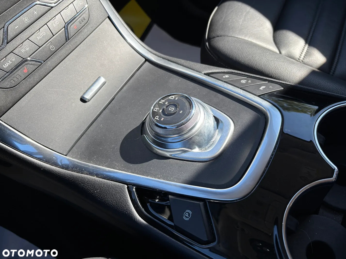 Ford Galaxy - 19