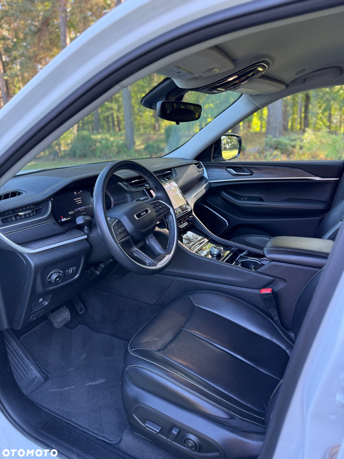 Jeep Grand Cherokee - 10