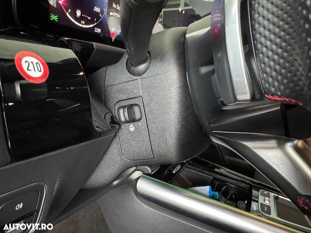 Mercedes-Benz GLA 250 e 8G-DCT AMG Line - 16