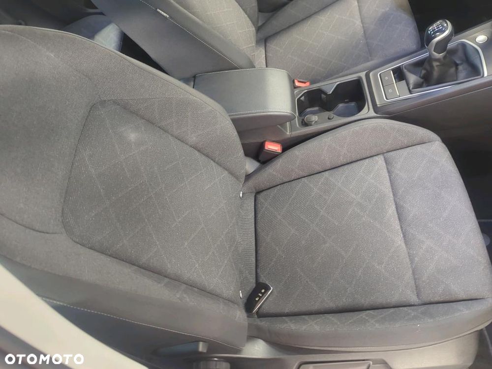 Volkswagen Golf 1.5 TSI EVO Life - 15