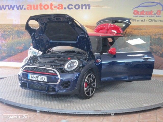 MINI 3 Portas John Cooper Works Auto Desportiva - 9