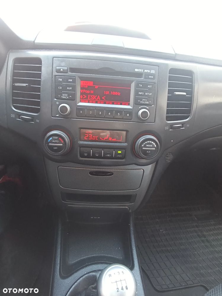 Kia Magentis 2.0 CRDi Platinium - 16