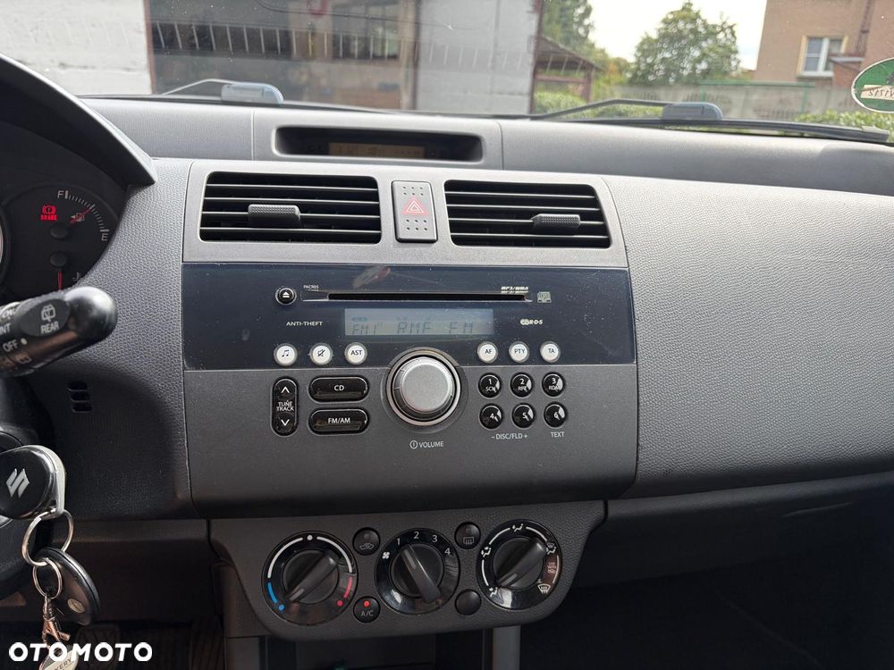 Suzuki Swift - 9