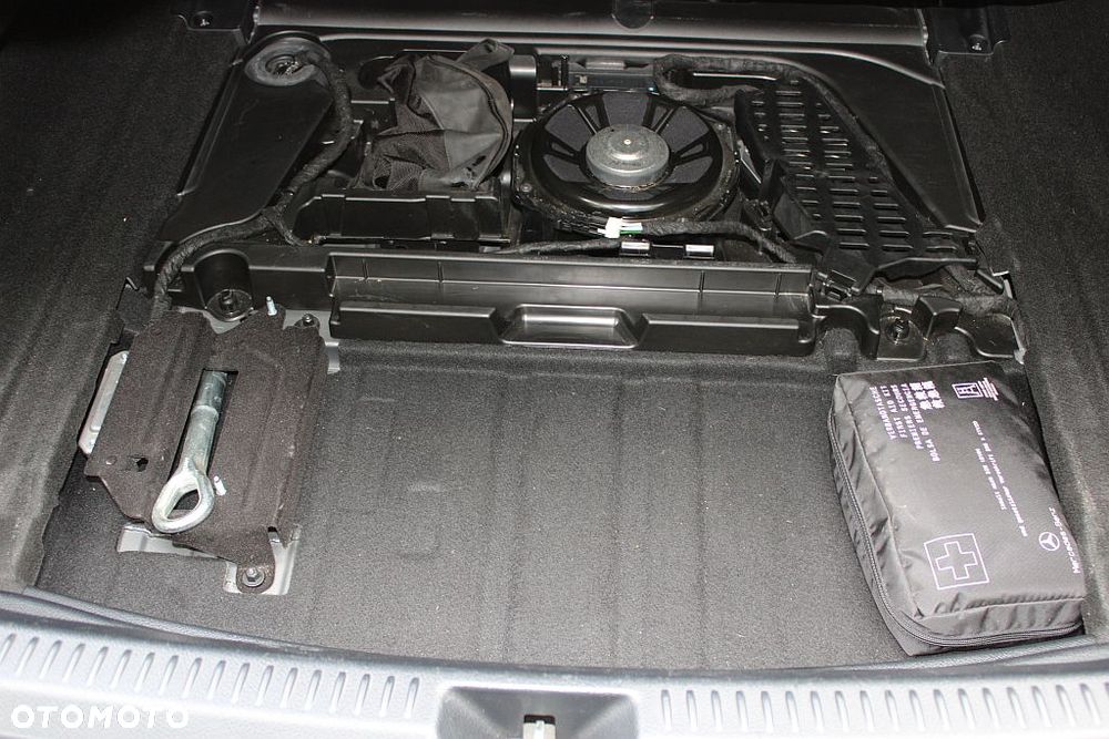 Mercedes-Benz Klasa A 250 4-Matic Edition 1 7G-DCT - 39