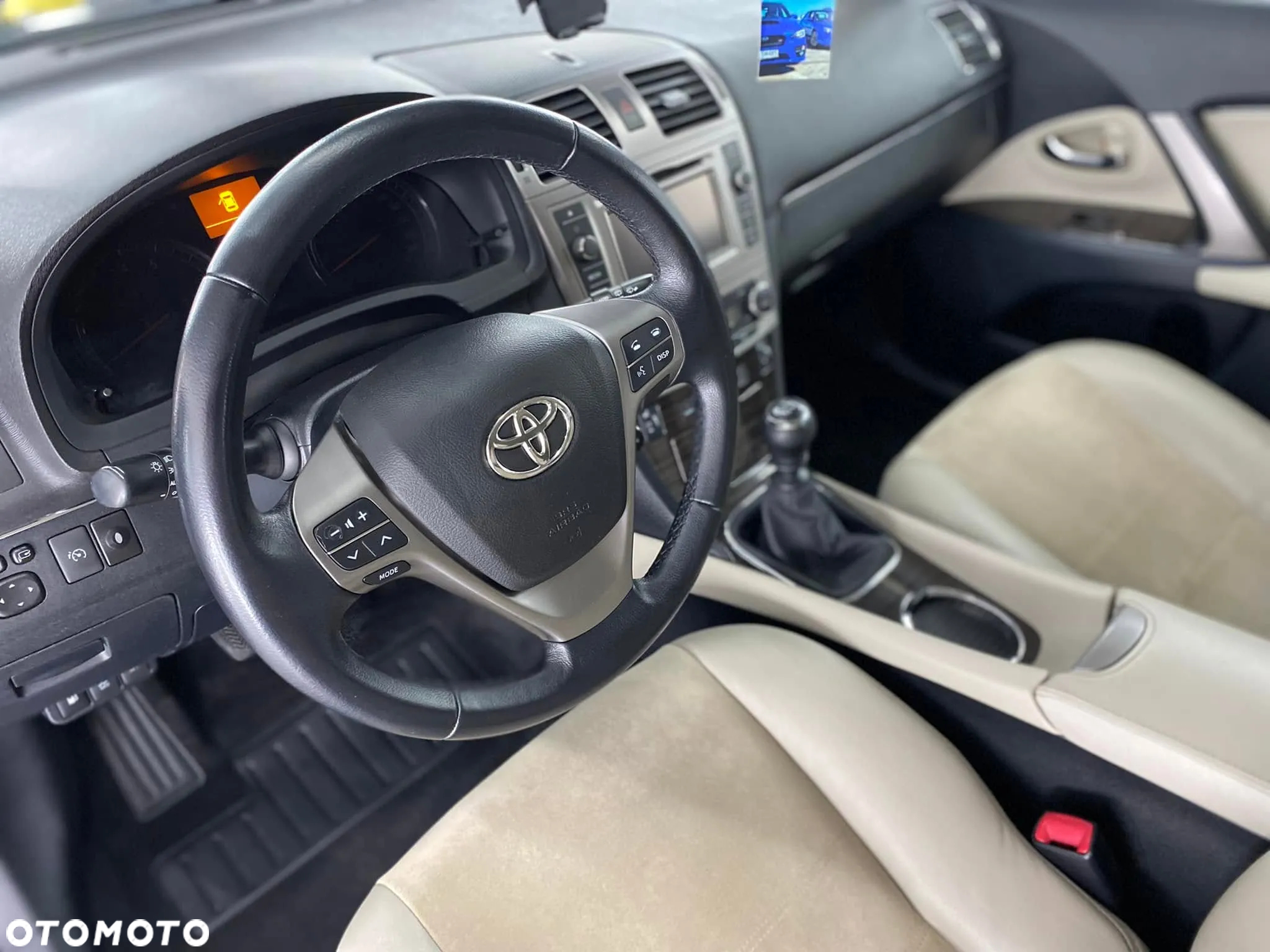 Toyota Avensis 1.8 Sol plus NAVI - 6