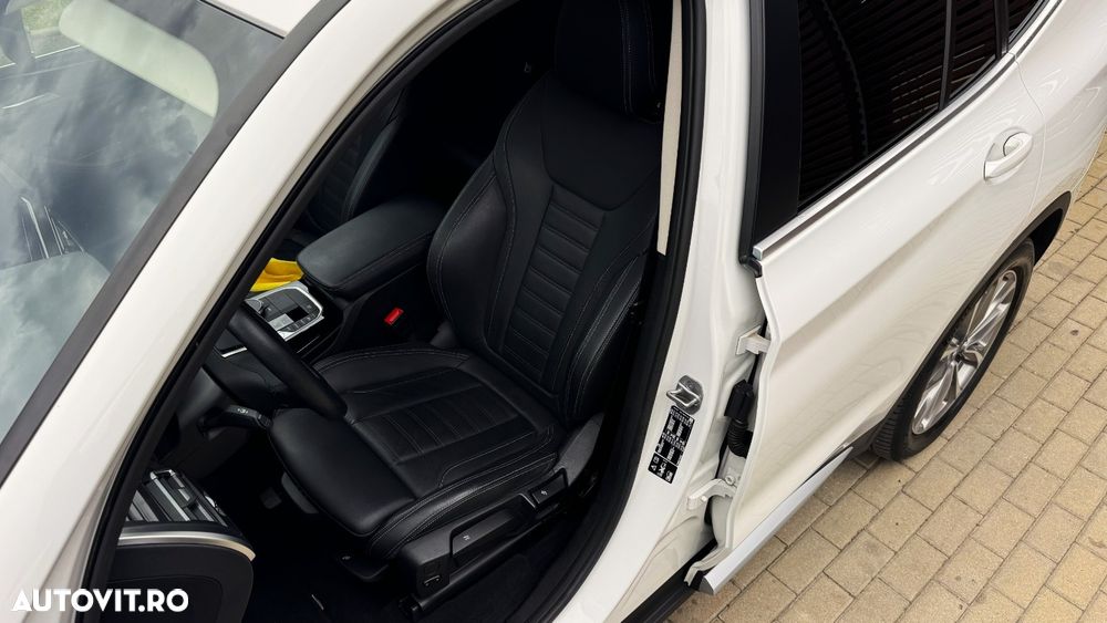 BMW X3 xDrive20d AT xLine - 22