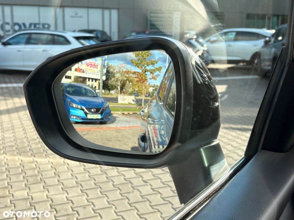 Nissan Qashqai 1.3 DIG-T mHEV N-Connecta Xtronic - 38