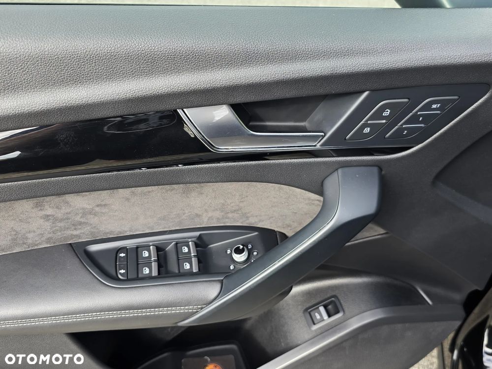 Audi SQ5 - 25