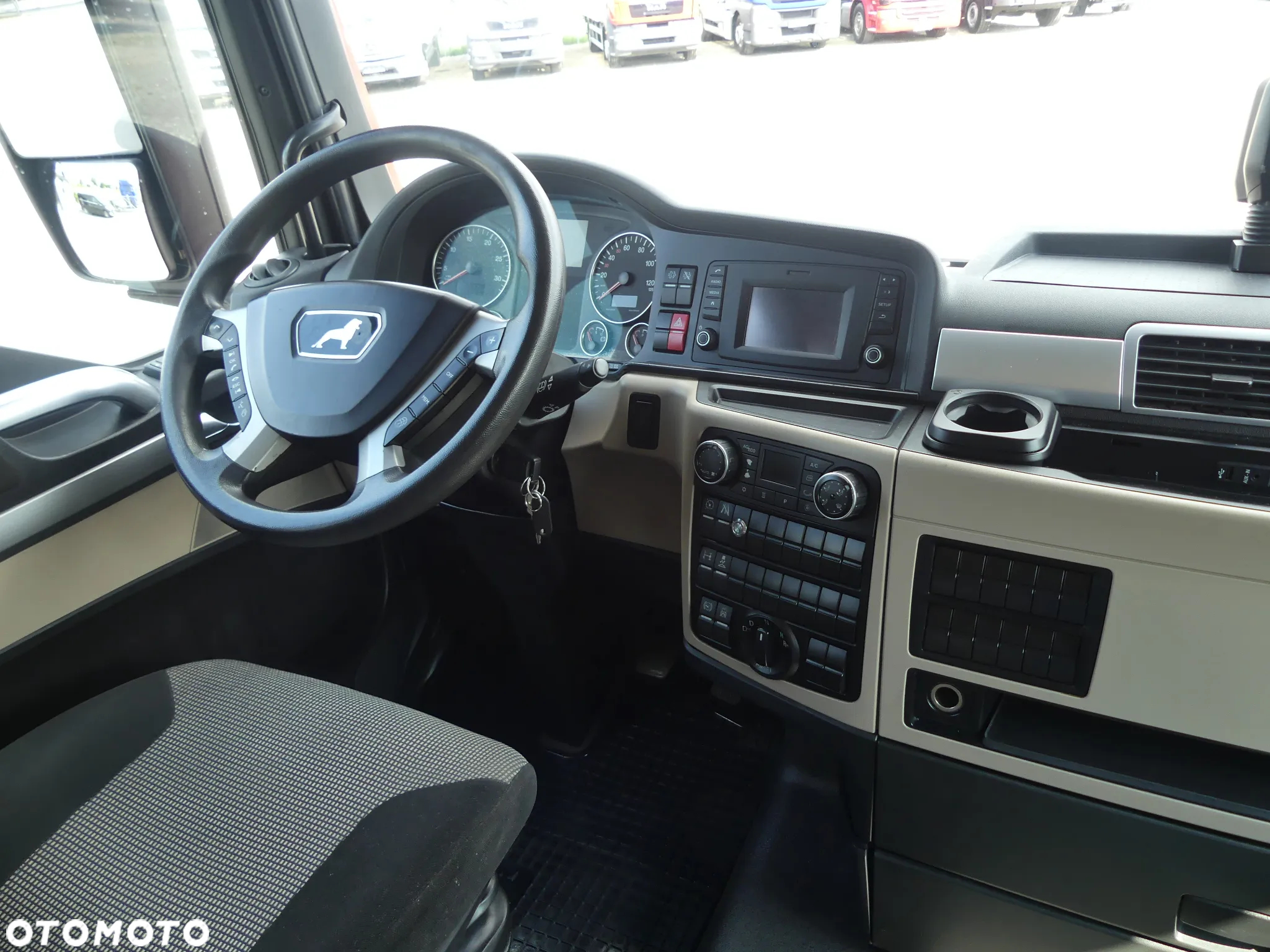 MAN TGX 18.500 / EURO 6 / AUTOMAT / KLIMA POSTOJOWA / - 23