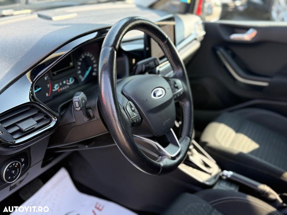 Ford Fiesta 1.0 EcoBoost S&S Aut. TITANIUM - 5