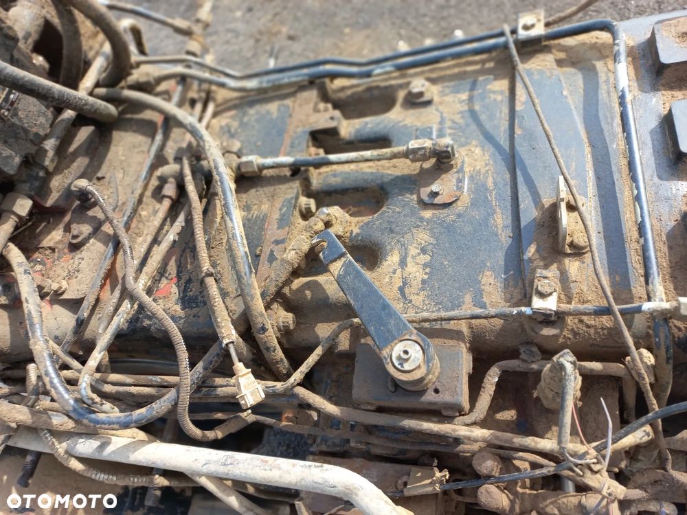 Skrzynia biegów Massey Ferguson 8240 POWERSCHIFT 8260,8270,8280,0123456789R,DYFERENCJAŁ,405B3,ATAK,607449,825,ARES,YZ150113RGH,3779194M93,0538201063,KOSZ,wałek,8210,8220,8230,8250 - 11