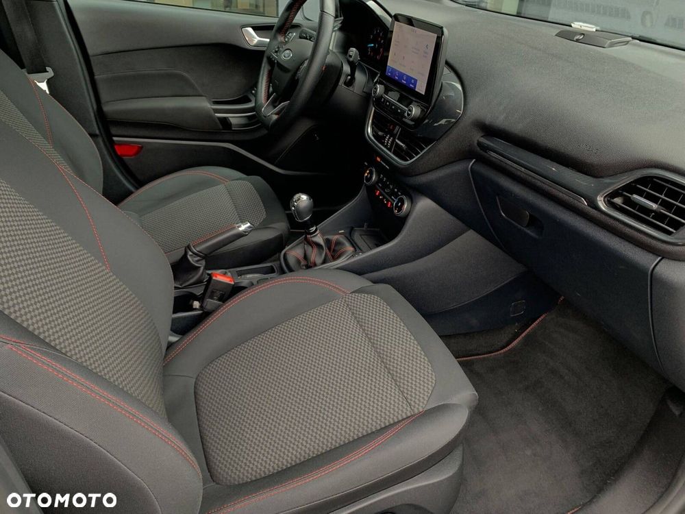Ford Fiesta 1.0 EcoBoost mHEV ST-Line X - 19
