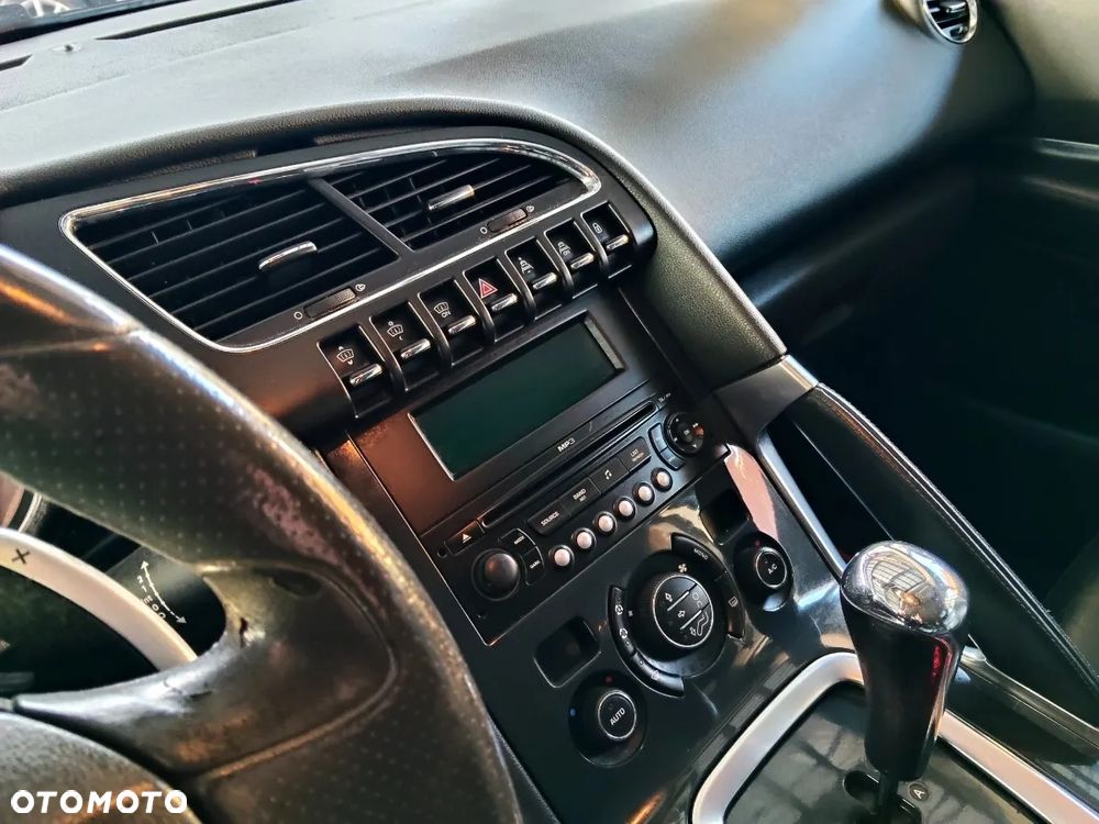 Peugeot 3008 - 11
