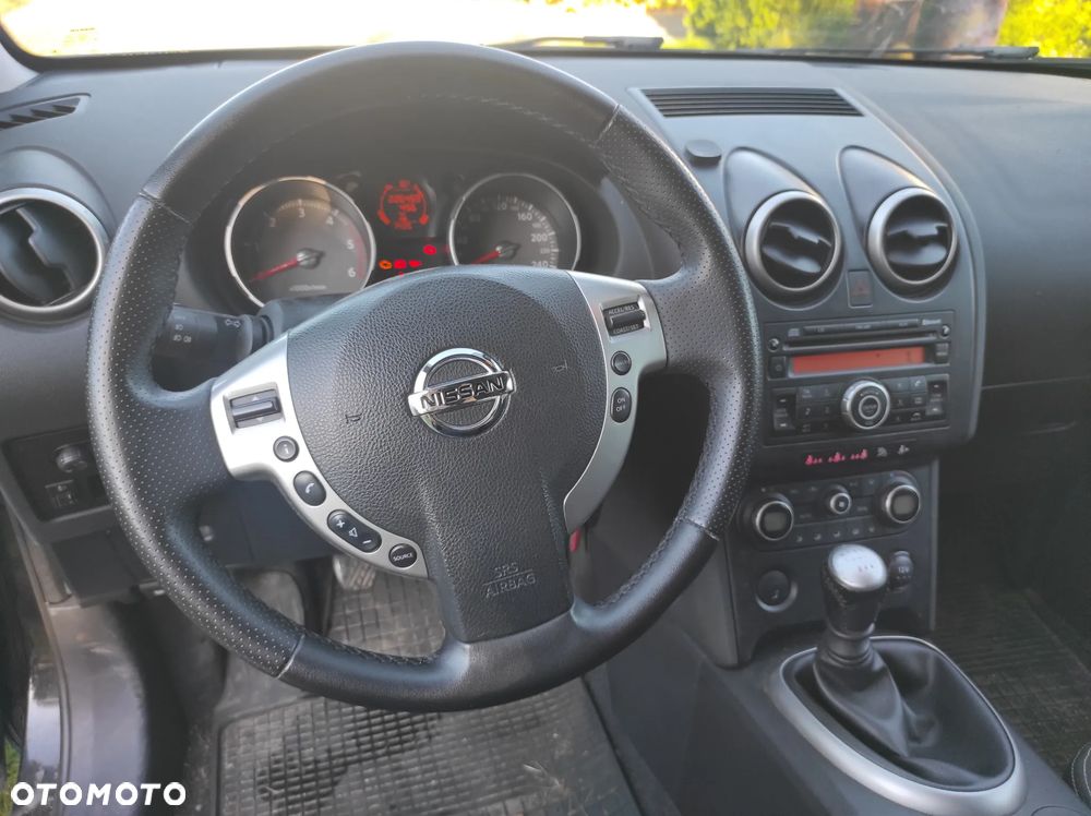 Nissan Qashqai - 22