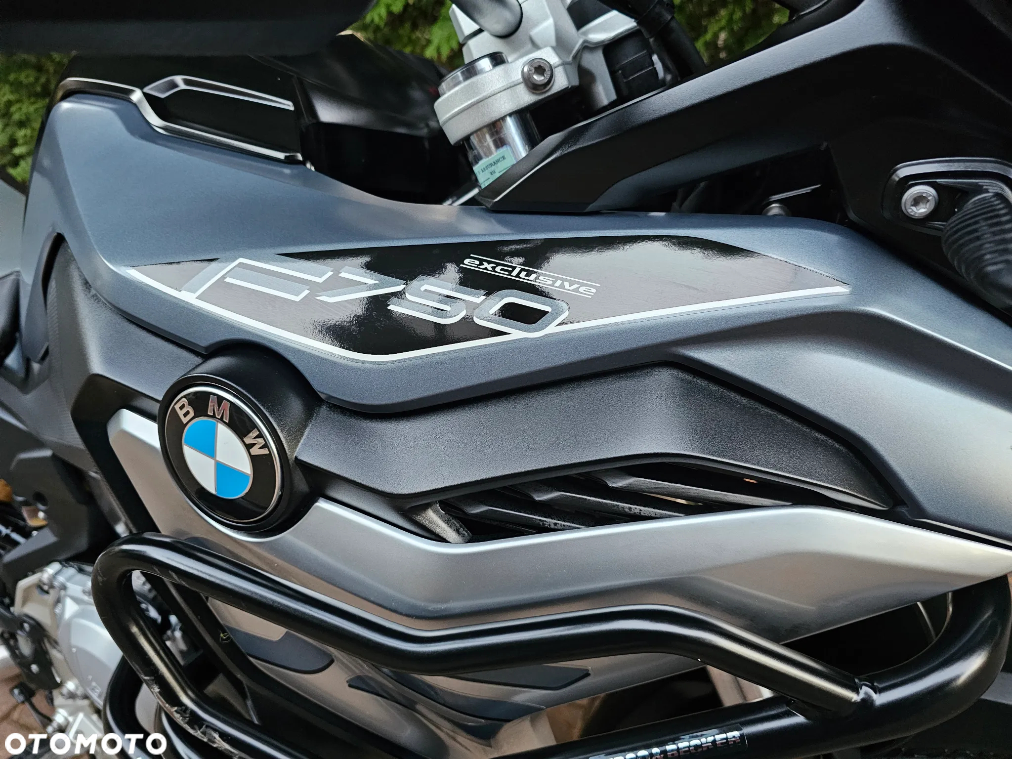 BMW F - 5