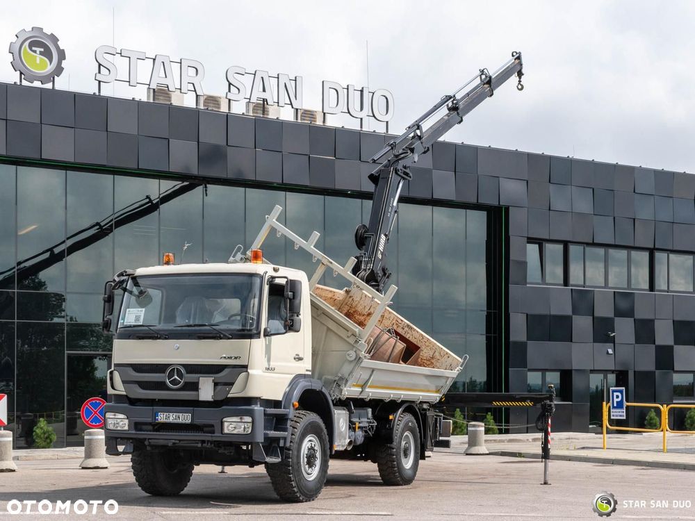 Mercedes-Benz AXOR 1833 4x4 HIAB 166 HDS Żuraw Wywrotka Chwytak - 1