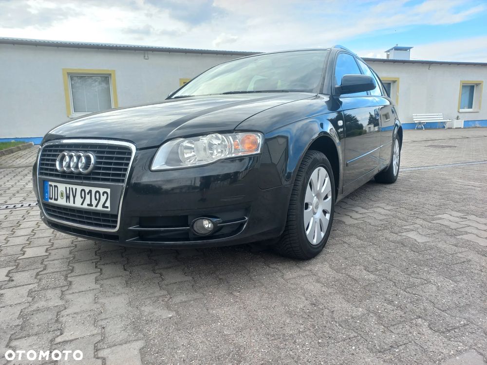 Audi A4 - 1