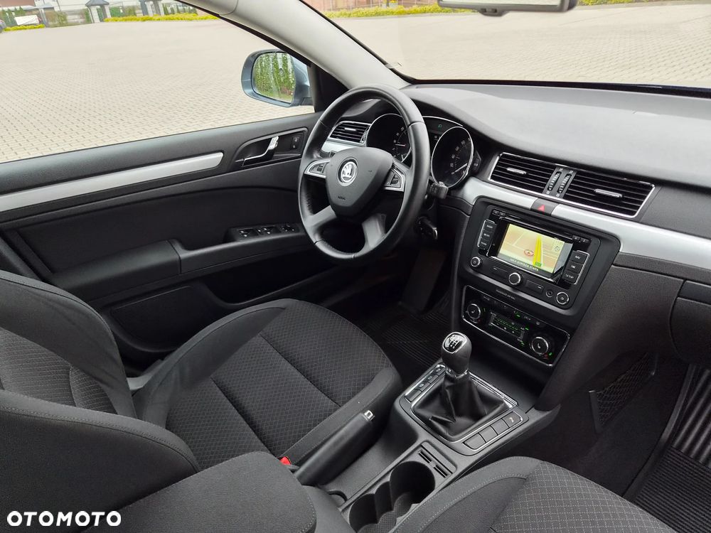 Skoda Superb 2.0 TDI Ambition - 8