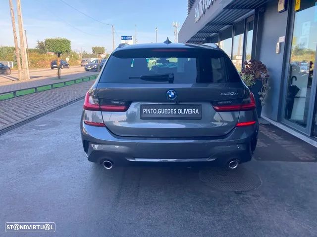 BMW 320 e Touring Pack Desportivo M Auto - 8