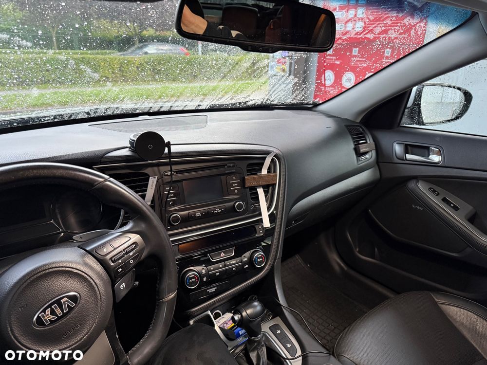 Kia Optima - 16
