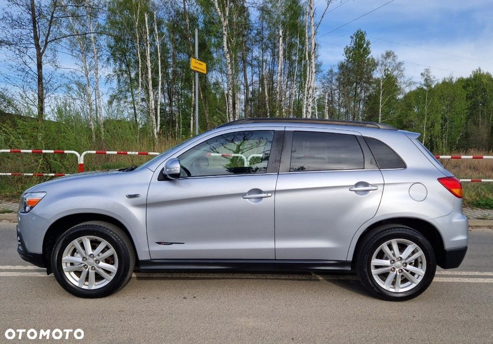Mitsubishi ASX - 4