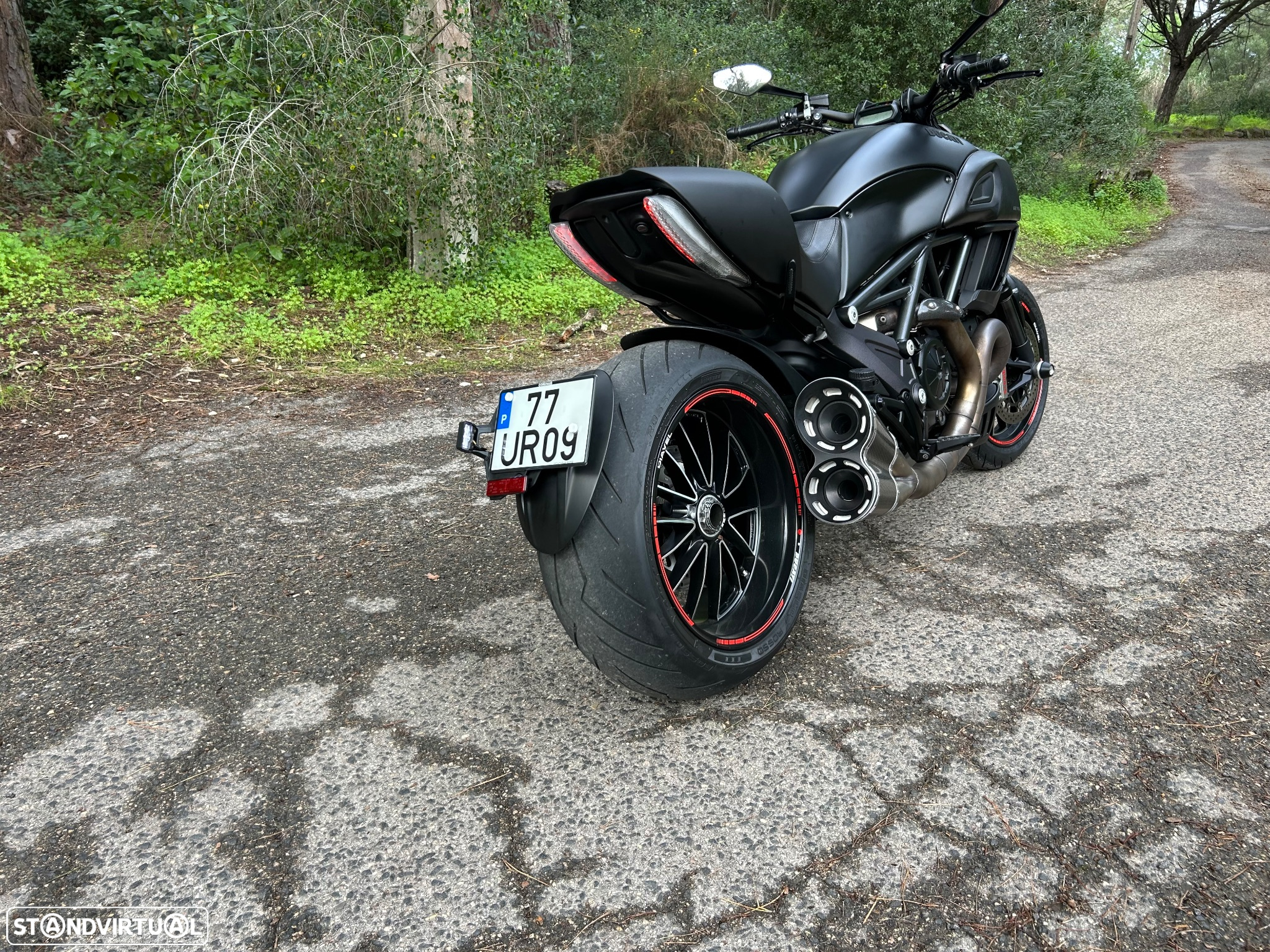 Ducati Diavel 1200 Dark - 8