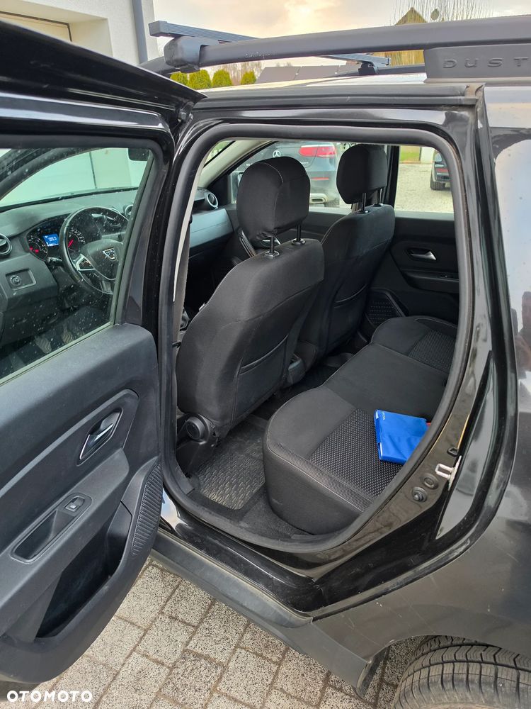 Dacia Duster 1.6 SCe Blackshadow S&S - 5