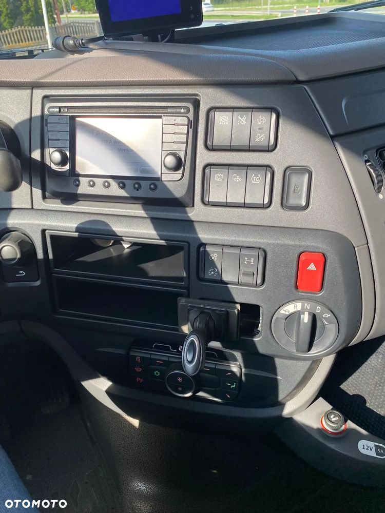 DAF Xf 106.480 niska kabina 2018 hydraulika do wywrotu ruchomej podłogi wron-pol - 32