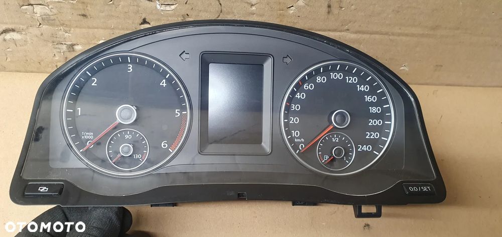 Licznik zegary oryginał VW Golf VI 6 Plus 1.6 TDI 5M0920870E - 4