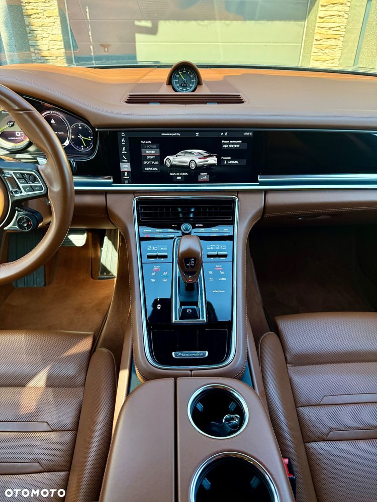 Porsche Panamera Turbo S - 17