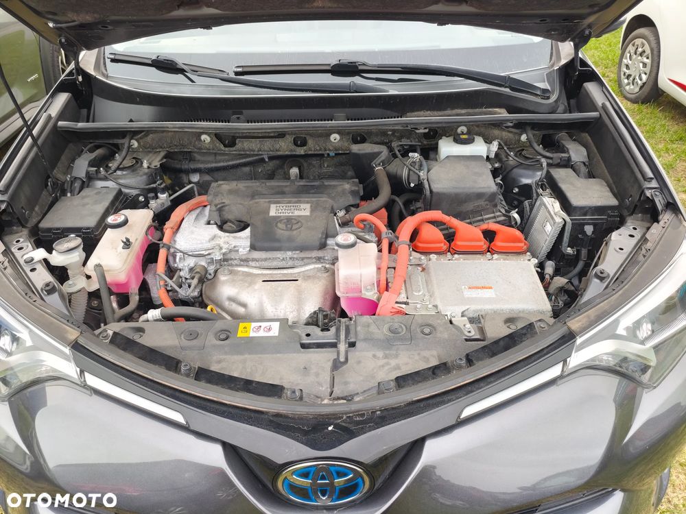 Toyota RAV4 Hybrid Premium 4x4 - 18