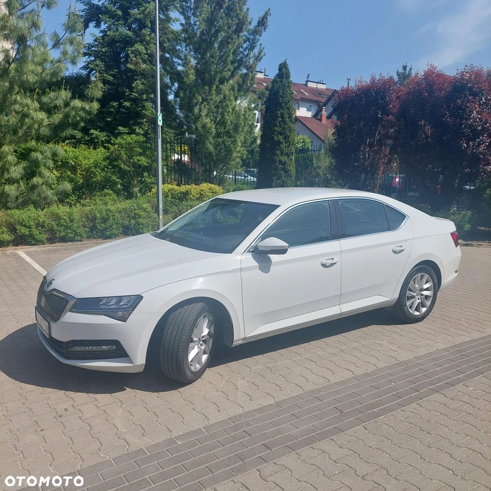 Skoda Superb 2.0 TDI SCR Ambition DSG - 4