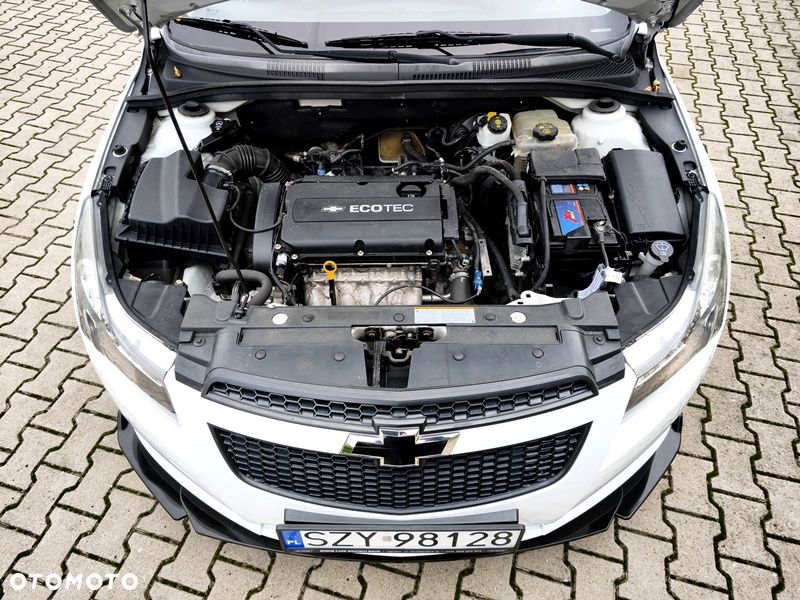 Chevrolet Cruze 1.6 LS - 35
