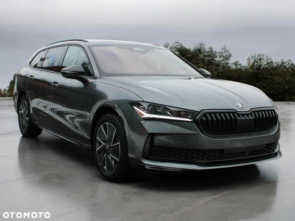 Skoda Superb 2.0 TSI Sportline DSG - 7