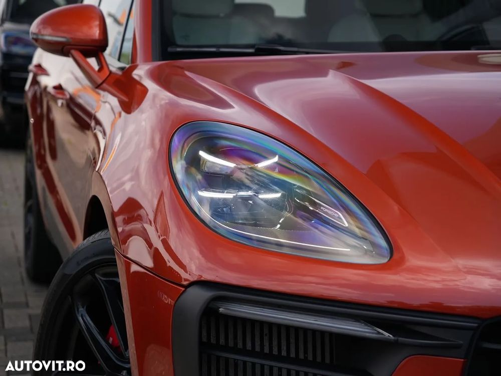 Porsche Macan S - 30