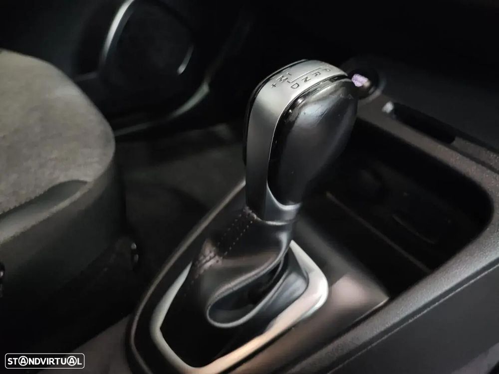 Renault Captur 1.5 dCi Exclusive EDC - 37