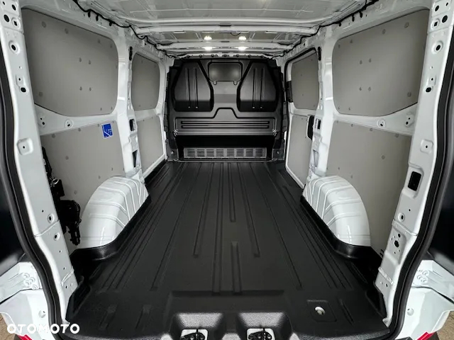 Ford Custom VAN L1 - 10