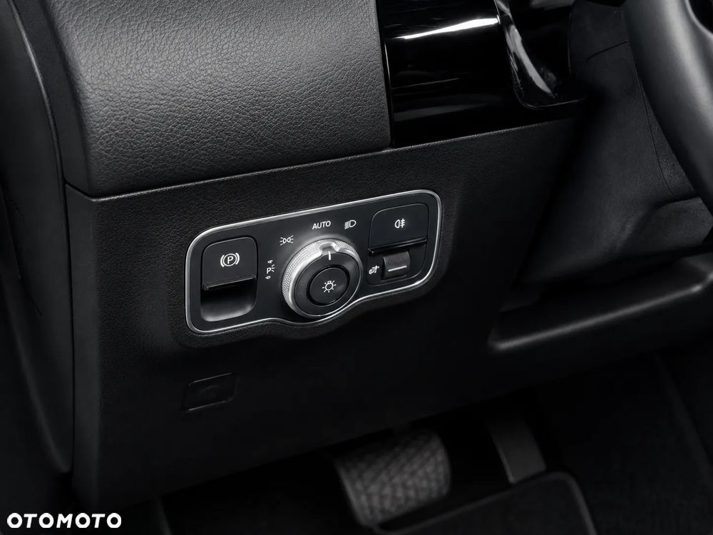 Mercedes-Benz GLA 220 4Matic 8G-DCT Edition Progressive Line - 11