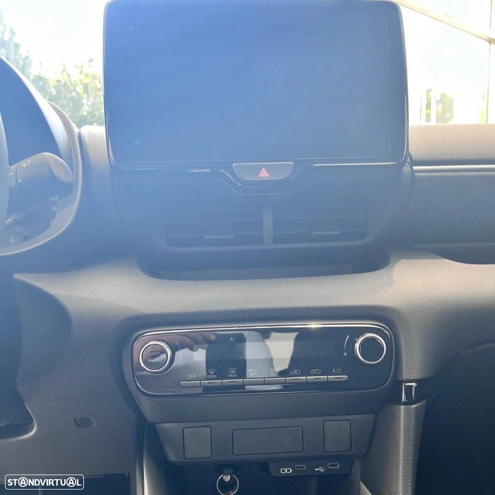 Mazda 2 1.5 L Hybrid VVT-i Centre-Line - 10