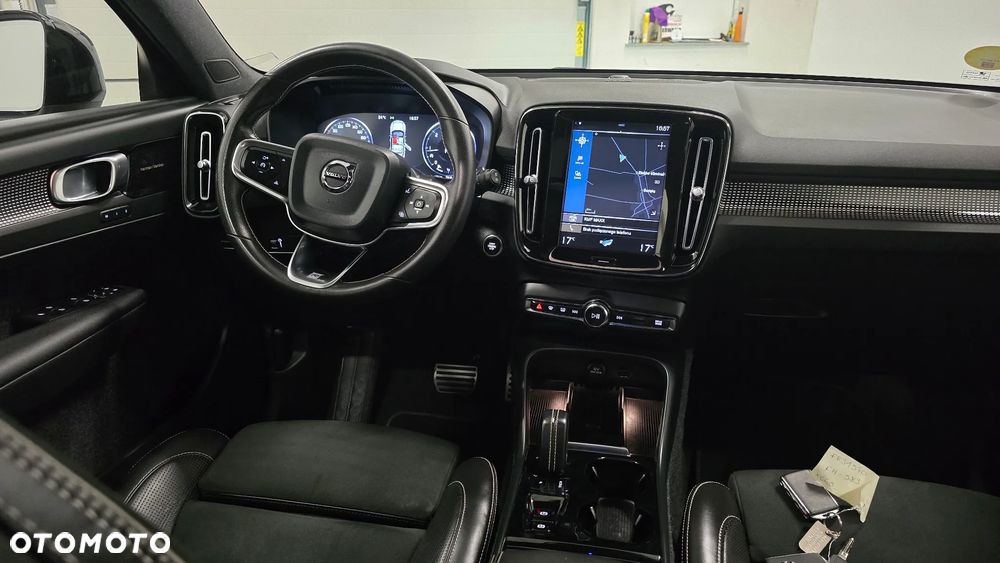 Volvo XC 40 D3 SCR R-Design - 18
