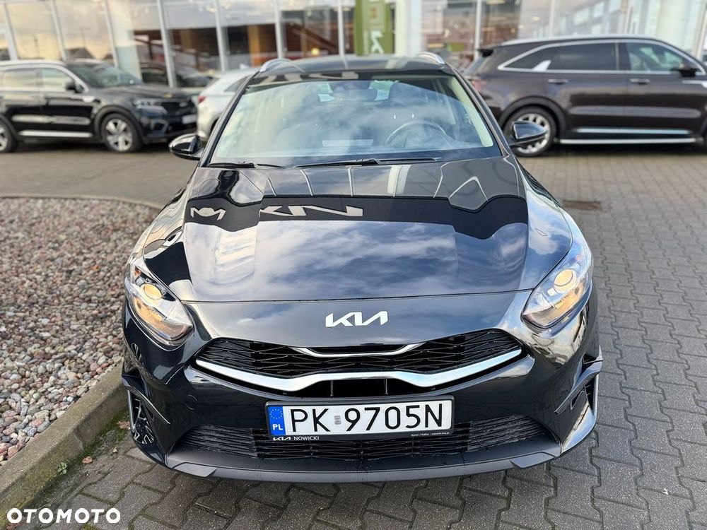 Kia Ceed 1.5 T-GDI M - 8